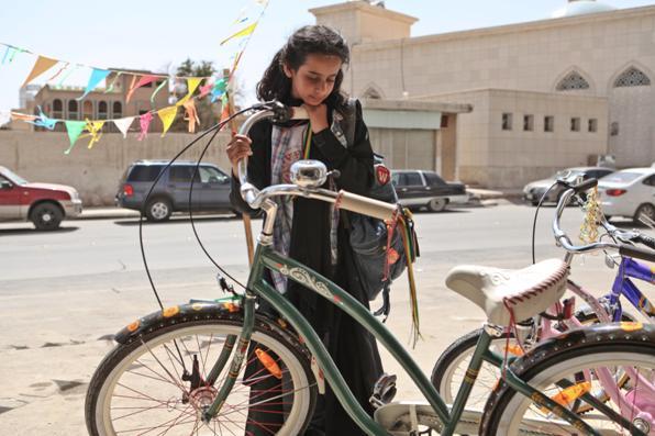 Crítica: La bicicleta verde (2012), de Haifaa Al Mansour