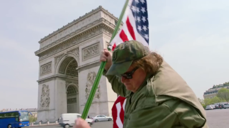 Crítica: ¿Qué invadimos ahora? (2015), de Michael Moore
