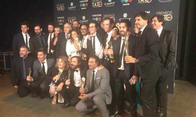 TV: Un gallo para Esculapio arrasó en los Premios Tato