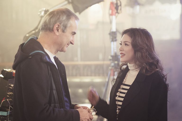 Olivier Assayas termina de rodar E-Book