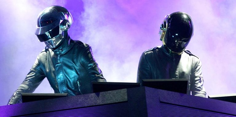 Daft Punk realizará la banda sonora del nuevo filme de Dario Argento