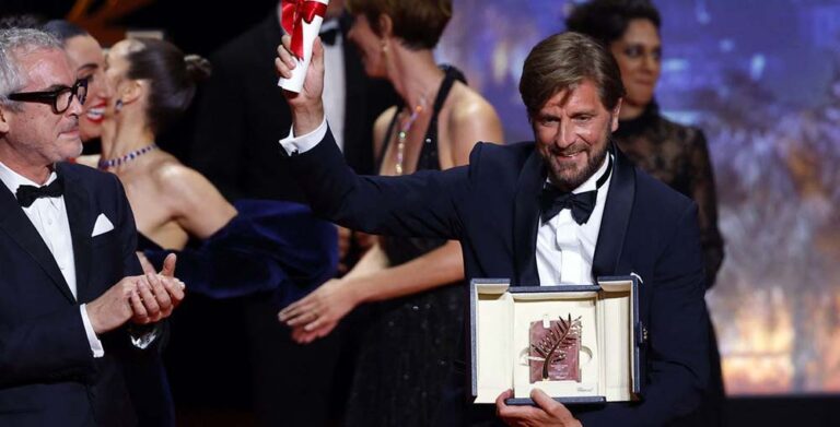 Cannes: Ruben Östlund ganó su segunda Palma de Oro por “Triangle of Sadness”